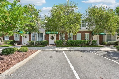 Coveted townhome unit nestled in the Southpointe of Ortega - photo 38
