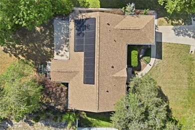 Welcome home to this charming and well-maintained 2-bedroom - photo 2