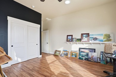 Welcome to The Reserve at Pinewood Lakes, a gated Star community - photo 44