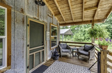 Welcome home to your own little slice of Mississippi paradise - photo 10