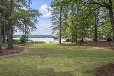 Introducing a stunning new construction home on the serene - photo 3