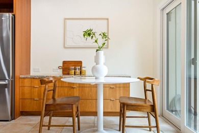 Ideally located in the Sharon Heights area of Menlo Park, this - photo 6