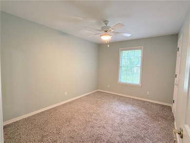 Priced below market value and ready to sell! This brick home - photo 9