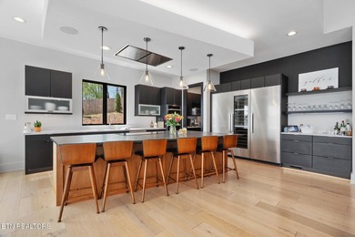 Waterfront Architectural Masterpiece Priced BELOW appraised - photo 18