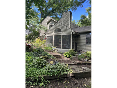 Galena Lake Home For Sale in Galena Illinois