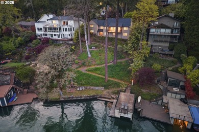 A rare Richard Sundeleaf-designed lakefront treasure on Oswego - photo 2
