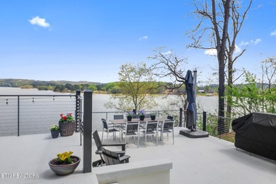 Waterfront Architectural Masterpiece Priced BELOW appraised - photo 33