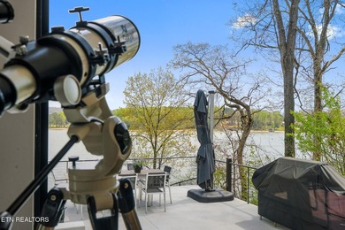 Waterfront Architectural Masterpiece Priced BELOW appraised - photo 37