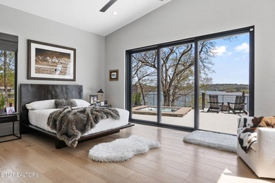 Waterfront Architectural Masterpiece Priced BELOW appraised - photo 44