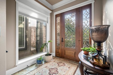 Welcome to 347 Paradise Point, where tranquility, luxury, and - photo 7
