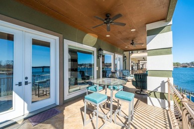 Welcome to 347 Paradise Point, where tranquility, luxury, and - photo 9