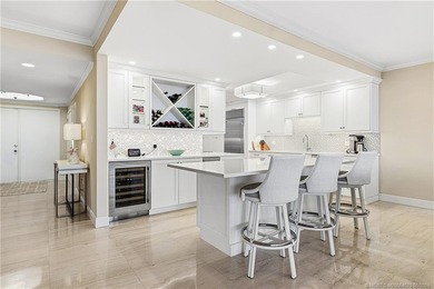 Beautifully renovated, direct oceanfront condominium offering - photo 6