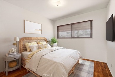A rare opportunity to create your dream home. This thoughtfully - photo 3