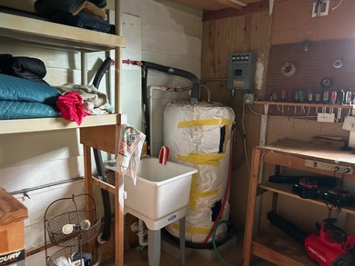 Well maintained double wide mobile home. Home features 2 - photo 15