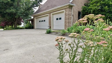 Welcome to a very carefully created and designed home promising - photo 15