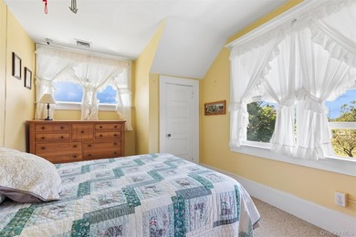 Nestled along picturesque Oregon Road, one of Cutchogue's most - photo 20