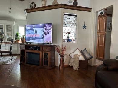Well maintained double wide mobile home. Home features 2 - photo 21