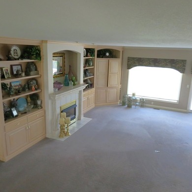 Welcome to a very carefully created and designed home promising - photo 22