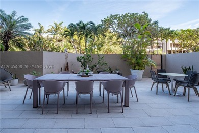 REMODELED LANAI 2/2 UNIT!! With a huge outdoor area (1000sqft) - photo 23