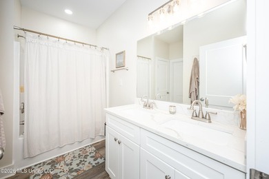 Quality new construction in Pascagoula just built in 2022! - photo 24
