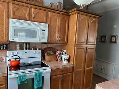 Well maintained double wide mobile home. Home features 2 - photo 26