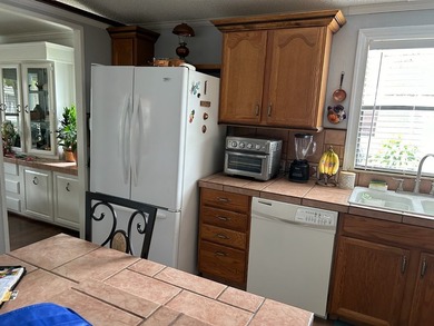 Well maintained double wide mobile home. Home features 2 - photo 29