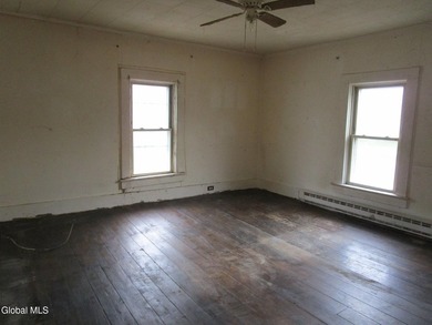 Bank Foreclosure. Sold as is where is! 3 Unit needs extensive - photo 32