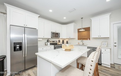 Quality new construction in Pascagoula just built in 2022! - photo 33