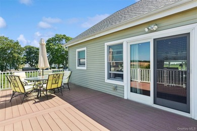 Nestled along picturesque Oregon Road, one of Cutchogue's most - photo 34