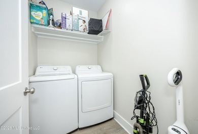 Quality new construction in Pascagoula just built in 2022! - photo 37