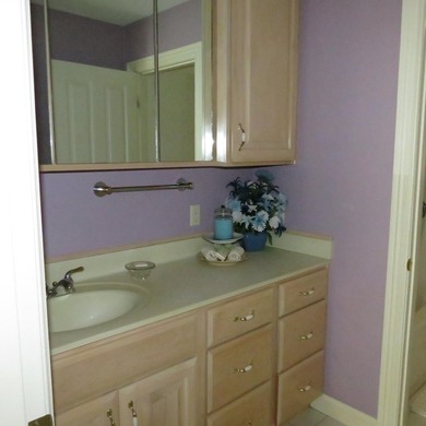 Welcome to a very carefully created and designed home promising - photo 48