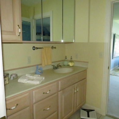 Welcome to a very carefully created and designed home promising - photo 49
