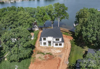 Lake Home For Sale in Mooresville, North Carolina