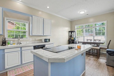 Welcome home to this charming 3-bedroom, 2-bathroom property - photo 13