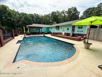 Honey, grab the fishing poles! This is the country retreat - photo 3