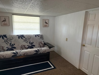 This beautifully kept home features 2 bedrooms, 1.5 bathrooms - photo 15
