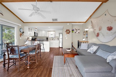 Waterfront Living in Old Homosassa with direct access to the - photo 17