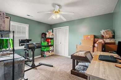 Welcome home to this charming 3-bedroom, 2-bathroom property - photo 20