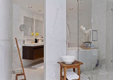 Immerse yourself in luxury living with this exceptional - photo 20