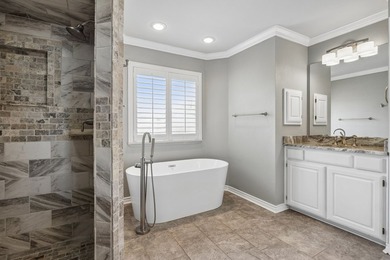 2,931 sqft. of main living space + 1,418 sqft. of a fully - photo 21