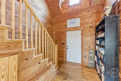 Charming updated 1940's white Farmhouse with 4 bedrooms & 2.5 - photo 25