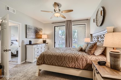Exceptional 5-star newly remodeled top to bottom. 2 beds, 2 - photo 7