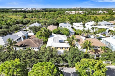 Welcome to this stunning 4-bedroom, 3.5-bathroom residence - photo 1