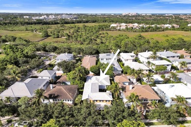 Welcome to this stunning 4-bedroom, 3.5-bathroom residence - photo 5