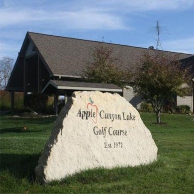 Golf Course Luxury Retreat Home, 4000 sq ft., with theatre room - photo 4
