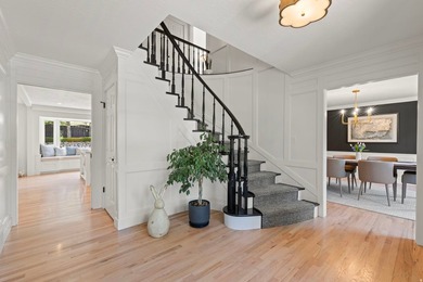 Enchanting classic brick Colonial set on a spacious estate lot - photo 4