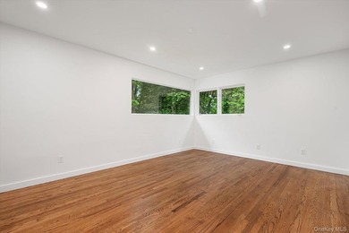 Turnkey home with style! Totally Renovated from Top to Bottom! - photo 21