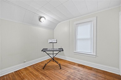 OPPORTUNITY! Welcome to this charming home conveniently located - photo 24
