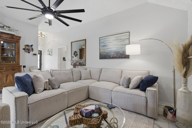 Welcome to 309 Woodcrest... a home in Long Beach so perfect that - photo 4