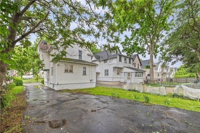 OPPORTUNITY! Welcome to this charming home conveniently located - photo 33